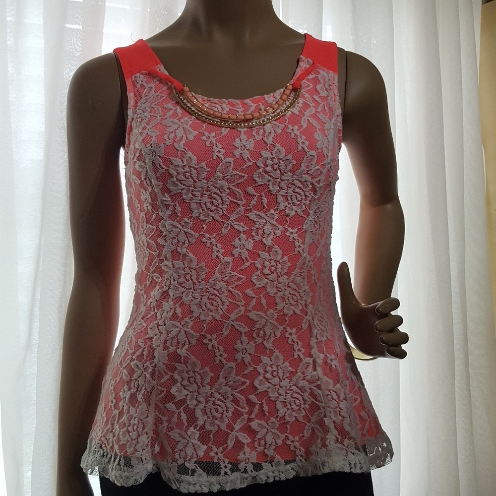 new mode top size L&S new without tags